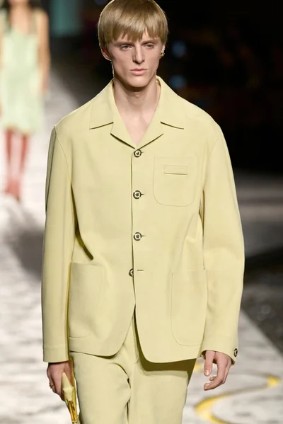 Look 52